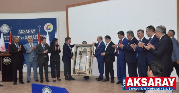 ÇALIŞMA VE SOSYAL GÜVENLİK BAKANI VEDAT BİLGİN KATILDI  İstihdamın Enlerine ödül verildi