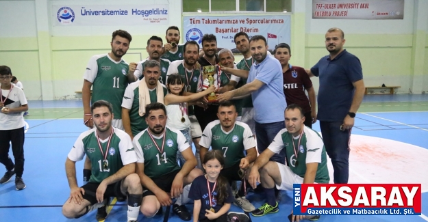 AKSARAY ÜNİVERSİTESİ Personel ve öğrenciler arası spor müsabakaları sonuçlandı