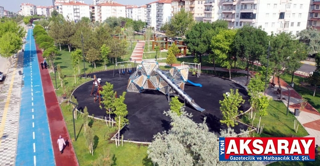 Parklarda yeşil alan varlığını artırdık