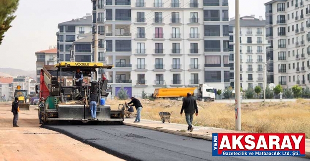 38. Caddeye 2 bin 500 ton sıcak asfalt atıldı