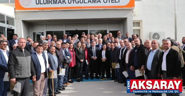 Muhtarlara yemek verildi