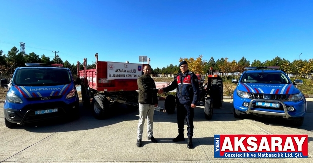 Ağaçören’de çalınan traktör ve römorku bulundu