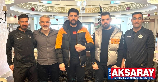 AKSARAY SPOR SEVDALISI İŞ ADAMI HAKAN GÜNEŞ Belediye Sporu kampta ziyaret etti