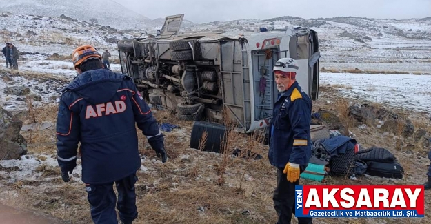 Tur midibüsü devrildi, 12’si yabancı turist 14 kişi yaralandı