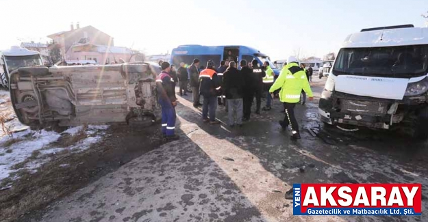 Kreş servisi kaza yaptı, 14 çocuk yaralandı