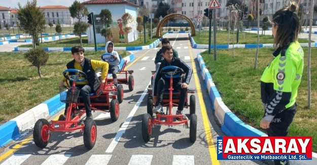 Trafik eğitimi aldılar            