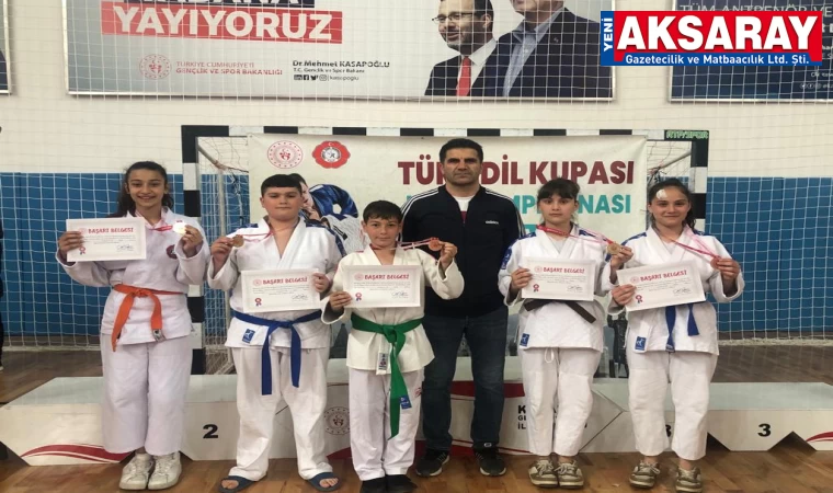 JUDO TURNUVASINDA DERECE YAPTILAR