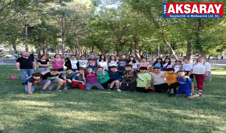Eğitim yılının sonunda öğrenciler piknikte