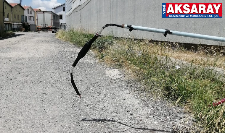 Hırsızlar kabloları çalınca Mobilyacılar sitesi sakinleri iletişimsiz kaldı