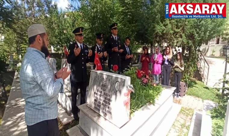 Şehit Orhan Koçak ölüm yıldönümünde mezarı başında anıldı