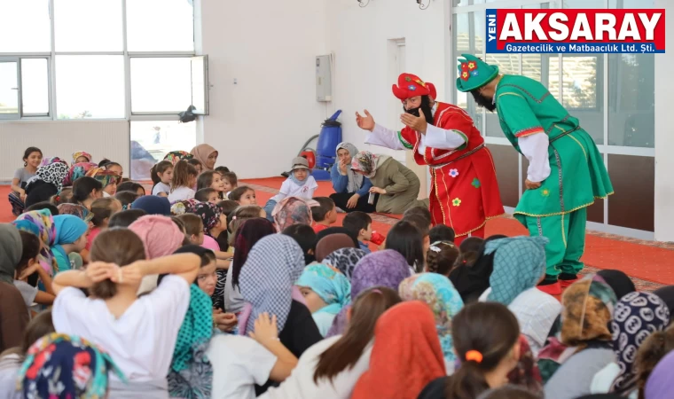Hacivat ve Karagöz camide