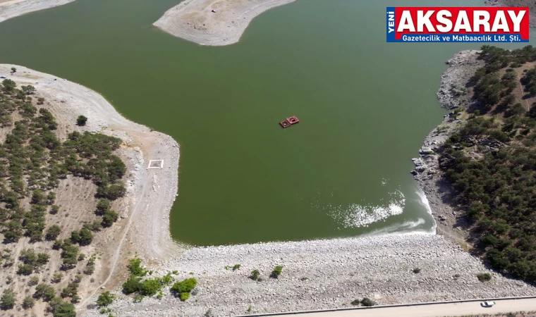 Sıcaklar bastırdı, barajda su seviyesi düştü