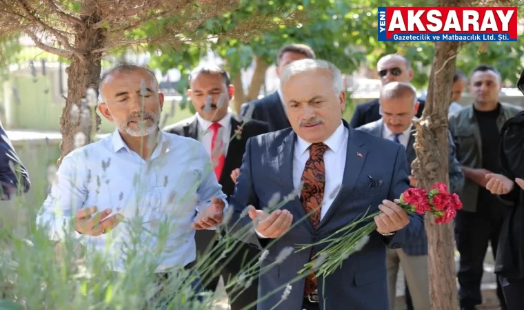 Yeni vali Kumbuzoğlu’ndan ilk ziyaretler şehitlik ve Somuncubaba türbesi oldu