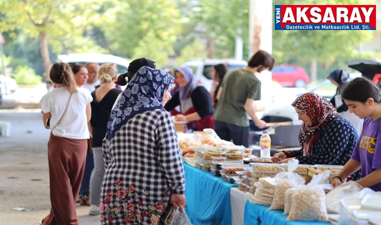 Yöresel lezzetler Hanımeli Pazarında