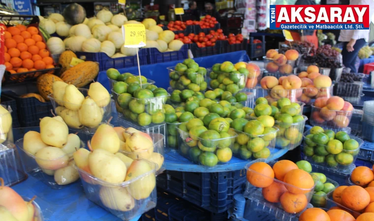 Manav tezgâhlarında kış meyveleri yerini almaya başladı