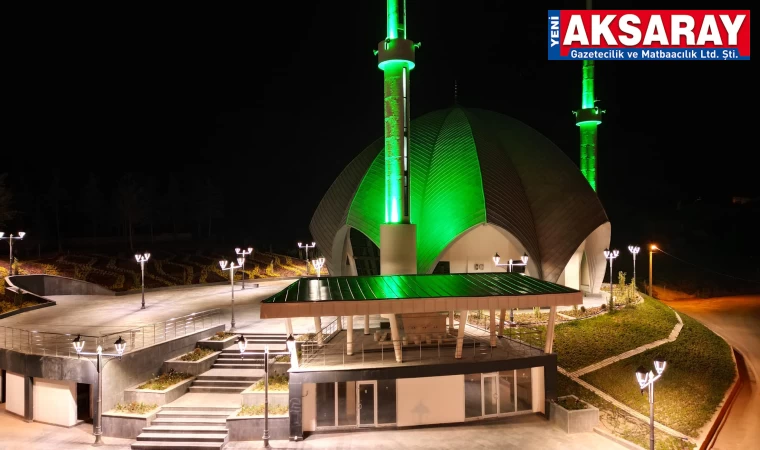 Bedir Muhtar Külliye camisi ışıklandırıldı