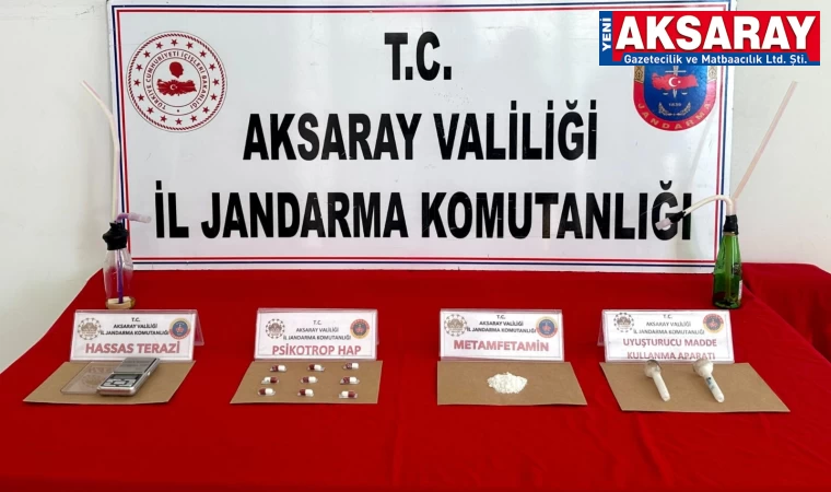 Uyuşturucudan yakalandılar, ceza evini boyladılar