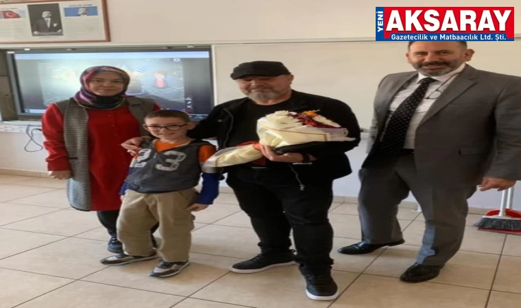 Öğrencilere halk Şairleri tanıtılıyor
