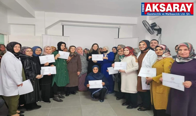 Aile Destek Merkezinde kermes ve sertifika töreni