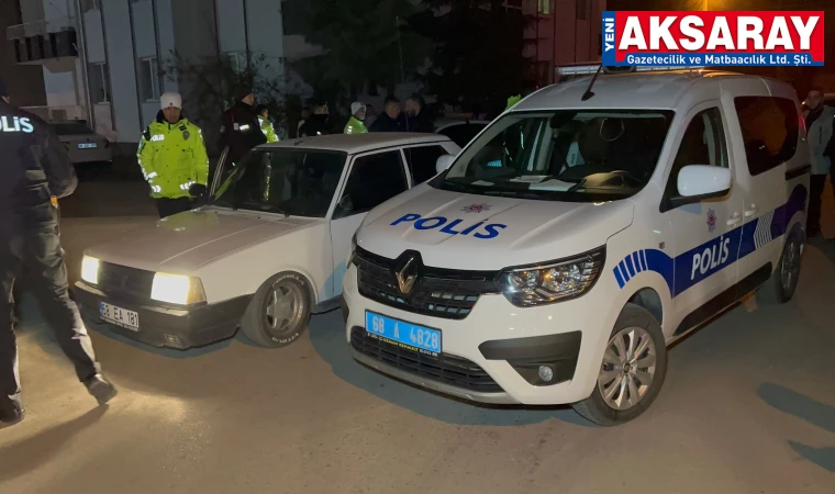 EHLİYETSİZ, ALKOLLÜ VE DE ÖFKELİ iki arkadaş emniyeti alarma geçirdi