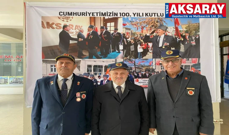 Gazilere Kuranı Kerim hediye etti