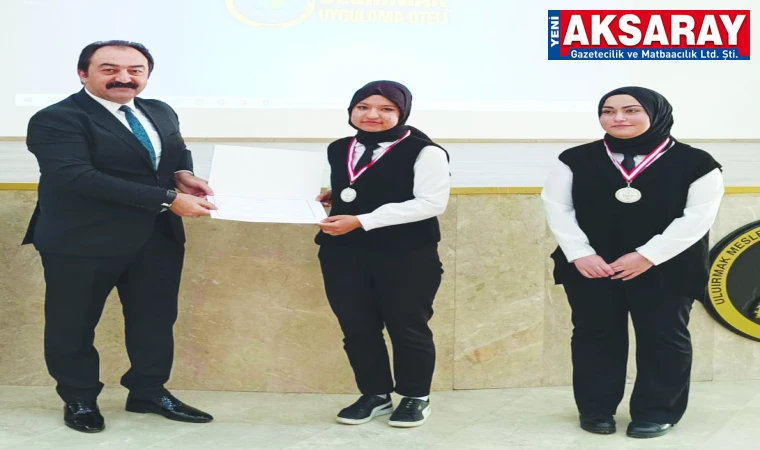 Yarışmada derece yapanlara ödül verildi