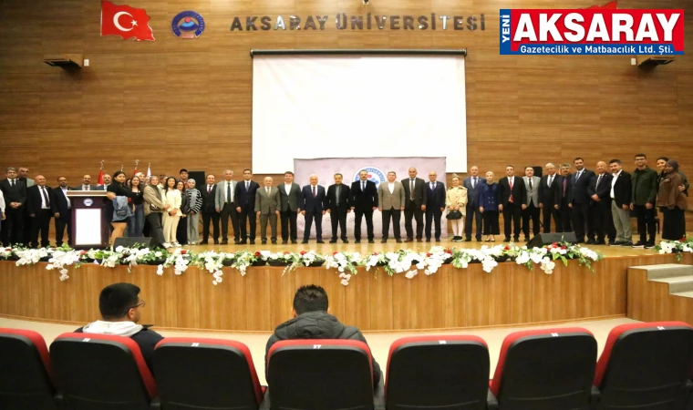 MİLLETVEKİLİ AYDOĞDU ÜNİVERSİTE DE KONFERANS VERDİ Anıları olan milletlerin muhteşem gelecekleri vardır