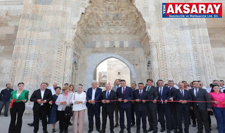 Halı ve kilim sergisi açıldı