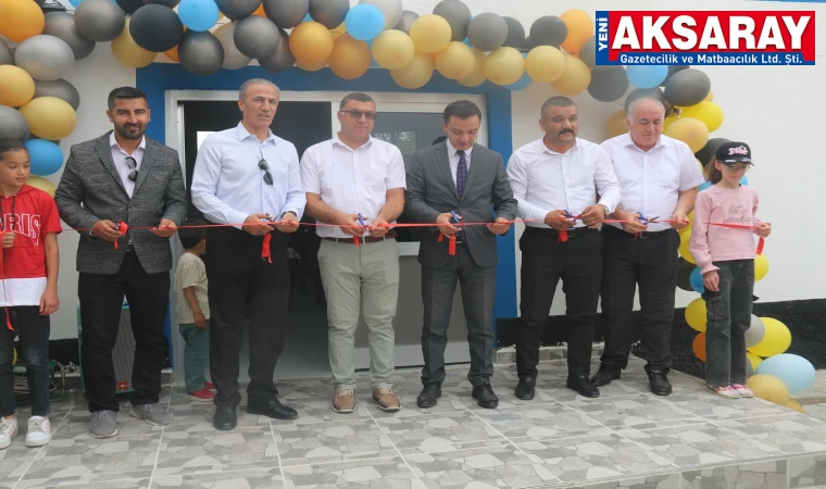 Köy okuluna yapılan çok amaçlı spor salonu törenle açıldı