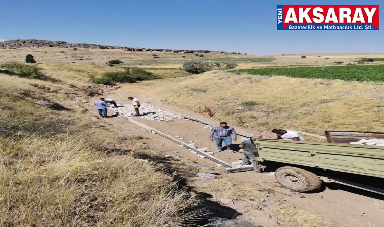 Doğalgaz için menfez ve yol çalışması