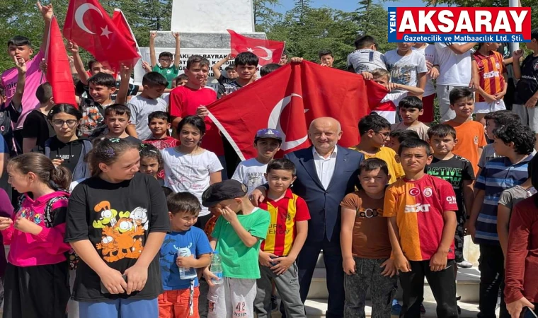 Kur’an Kursu öğrencilerinden şehitlere vefa ziyareti