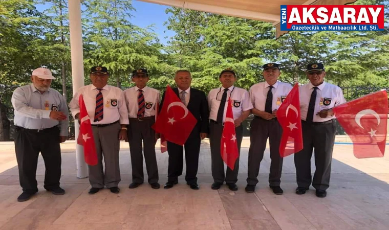 Şehitlikte yerlerini aldılar