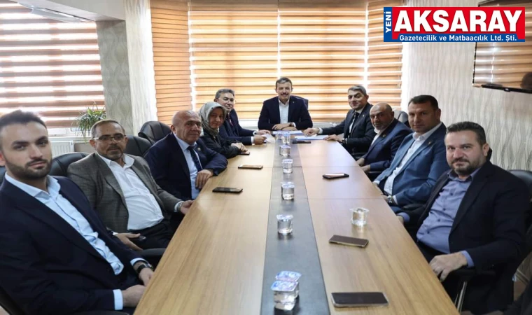 Ak parti Meclis üyeleri parti merkezinde bir araya geldiler