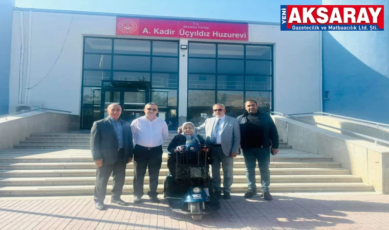 Akülü araba bağışladı