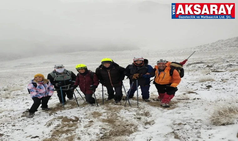 Hasandağı’na tırmandılar, soğuk ve karla mücadele ettiler