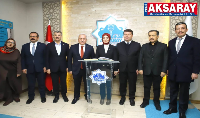 Bakan Göktaş Belediye projelerini inceledi