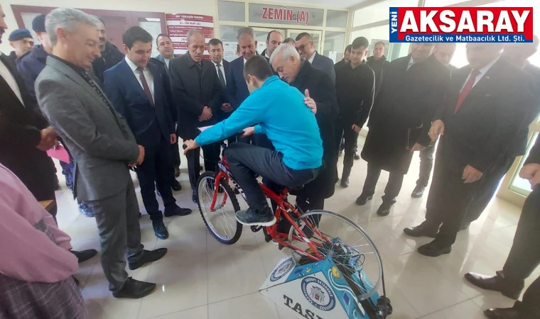 Eskil ilçesi ziyaretinde ağırlık eğitim kurumlarına yapıldı