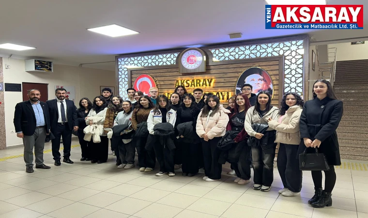 Hukuk bilgileri aldılar