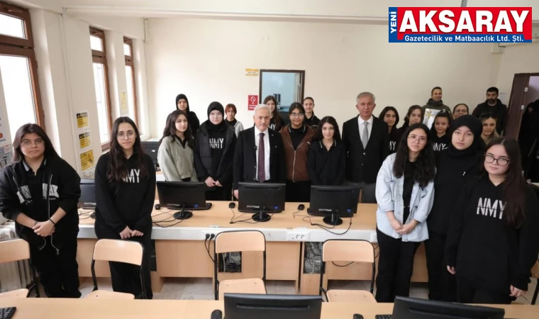 Kız Meslek Lisesinin el emeği göz nurları takip edildi