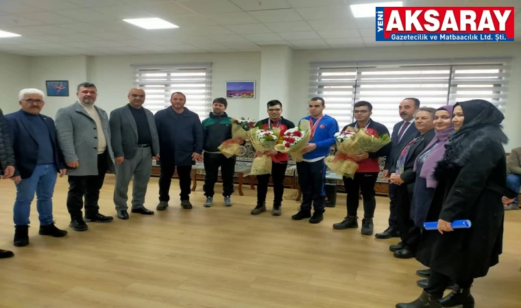 Madalyalı sporcularımız tebrik edildi