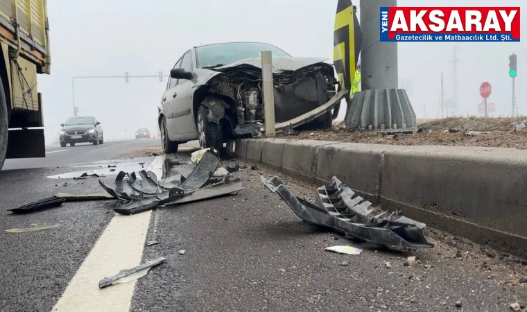 Otomobil ile kamyonetin çarpıştığı kazada 2 kişi yaralandı