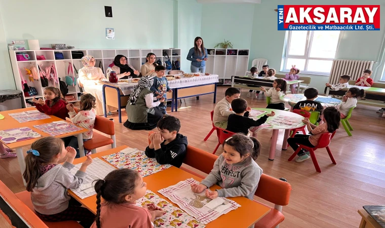 Şehit eşi ile birlikte adıyla yaşatılan ana okulu ziyaret edildi