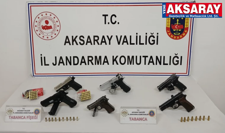 Silah kaçakçısı yakalandı