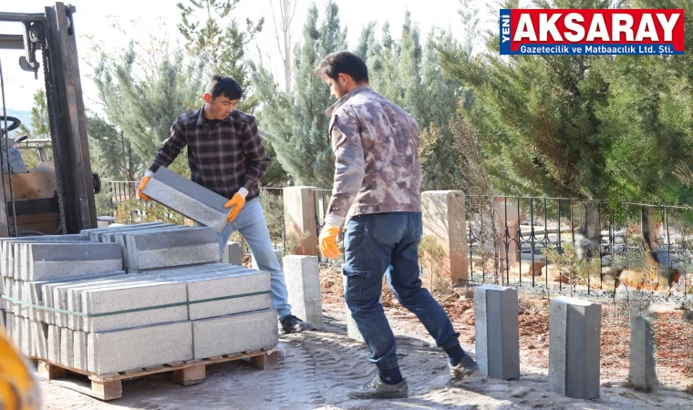 Bedir Muh­tar kab­ris­tan­lı­ğın­da ça­lış­ma