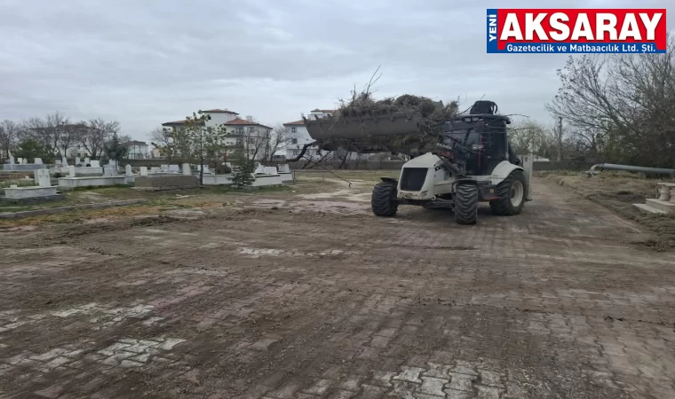 Belediye Aratol Mezarlığını temizledi