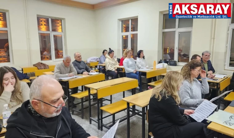 Halk Eğitim Korosu çalışmalar sonunda konser verecek