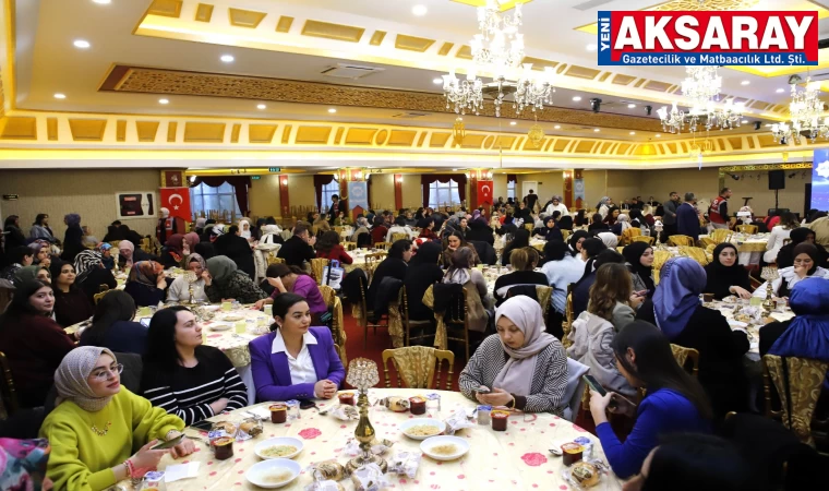 Kadın çalışanlara iftar verildi