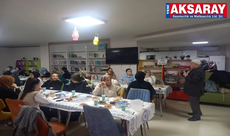 Kız öğrencilere ramazan ayının önemi anlatıldı