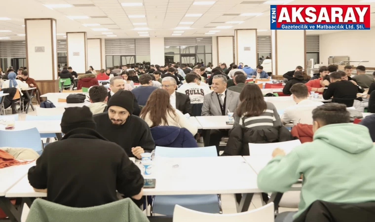 Öğrencilerle iftar buluşması