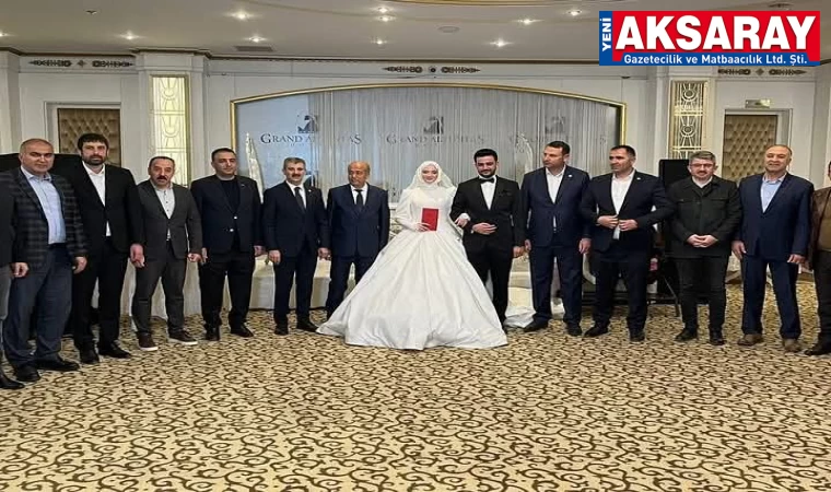 Düğünde buluştular